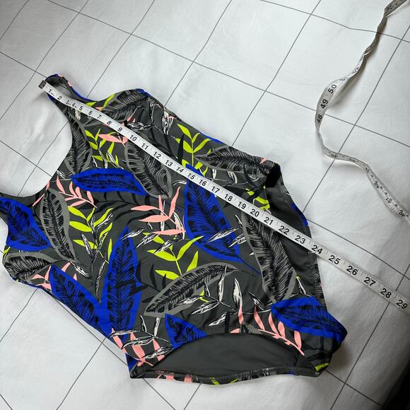 Athleta Swimsuit Women Medium Gray Midnight Palm Scoop One Piece Resort Tropical - Picture 12 of 13